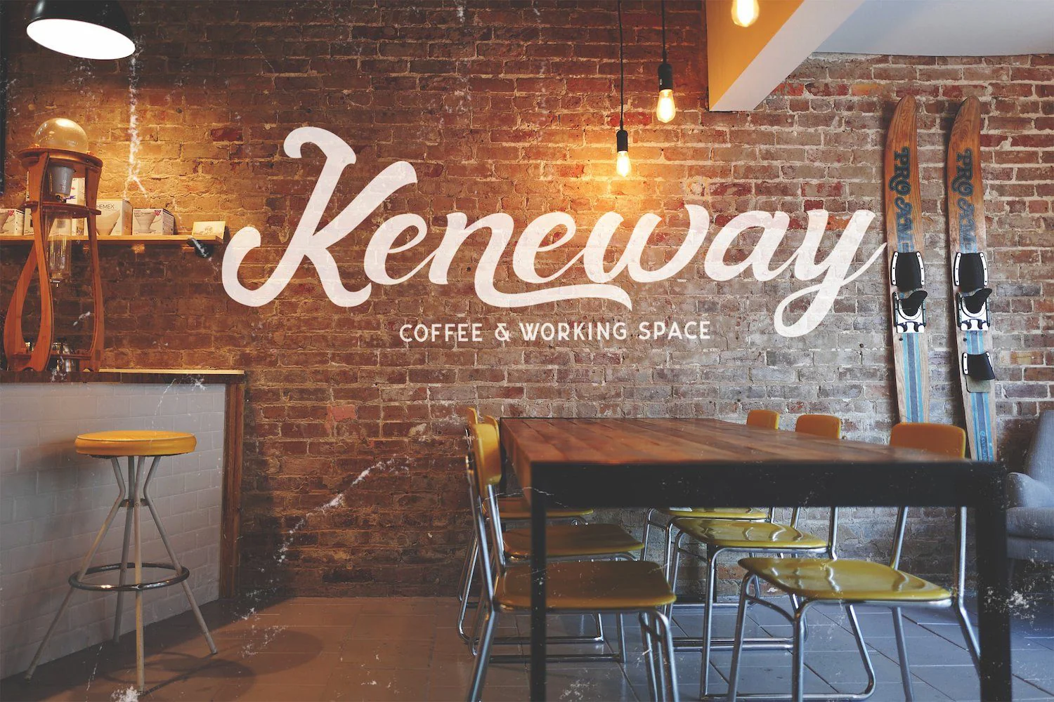 Andy Tusvah - Bold Script Font - Image 7