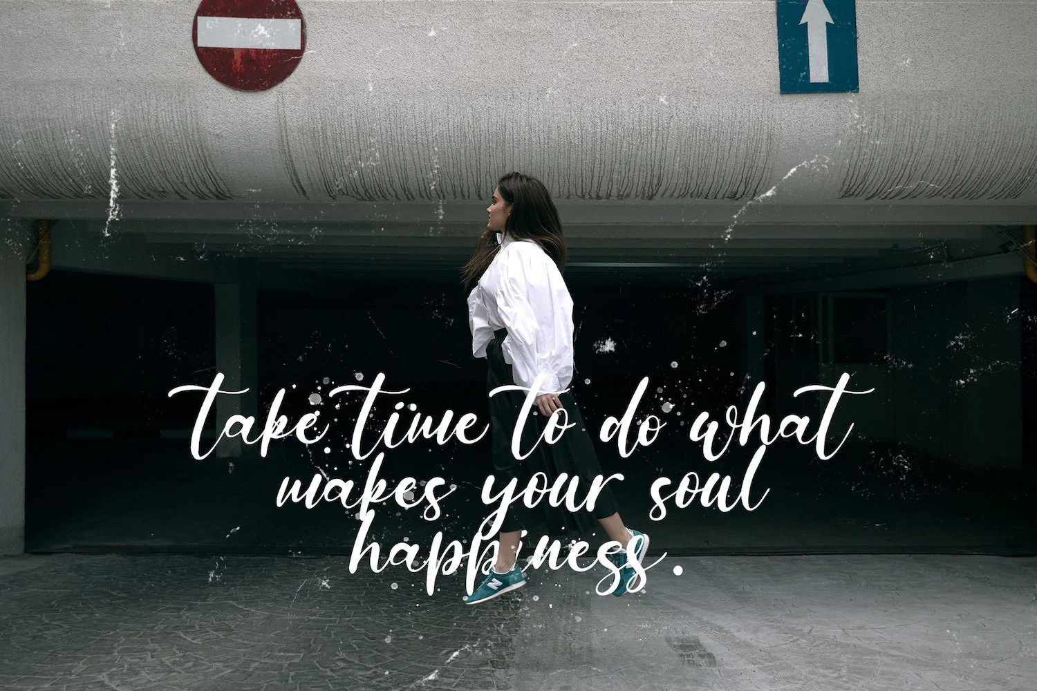 Anythings - Modern Calligraphy Font - Image 10
