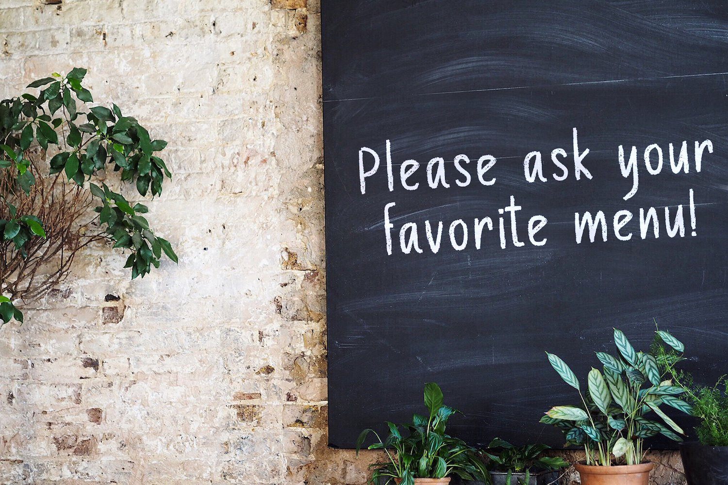 Chalk Board - A Handmade Chalk Font - Image 5