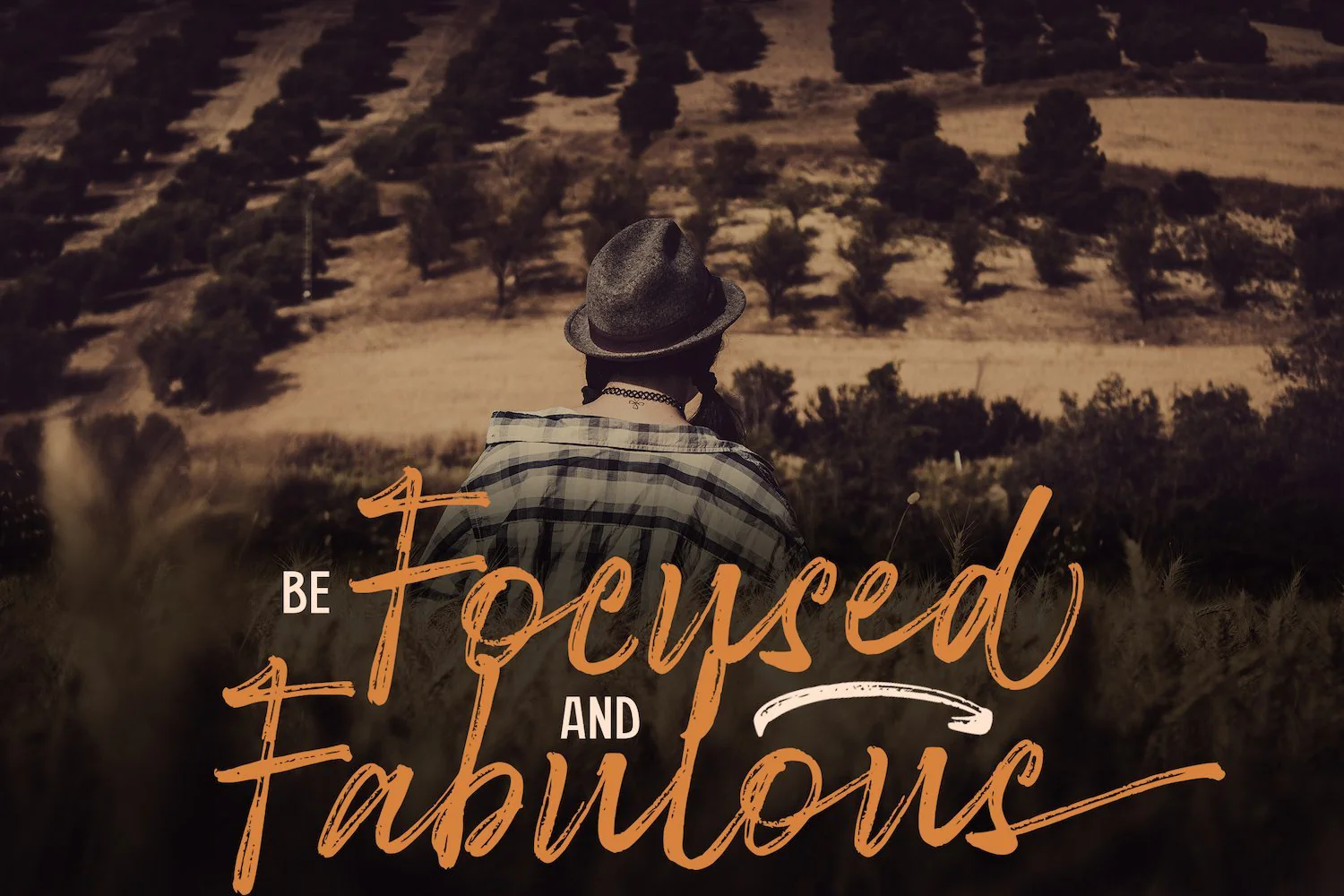 Rattu Aqilla - Textured Brush Font - Image 5