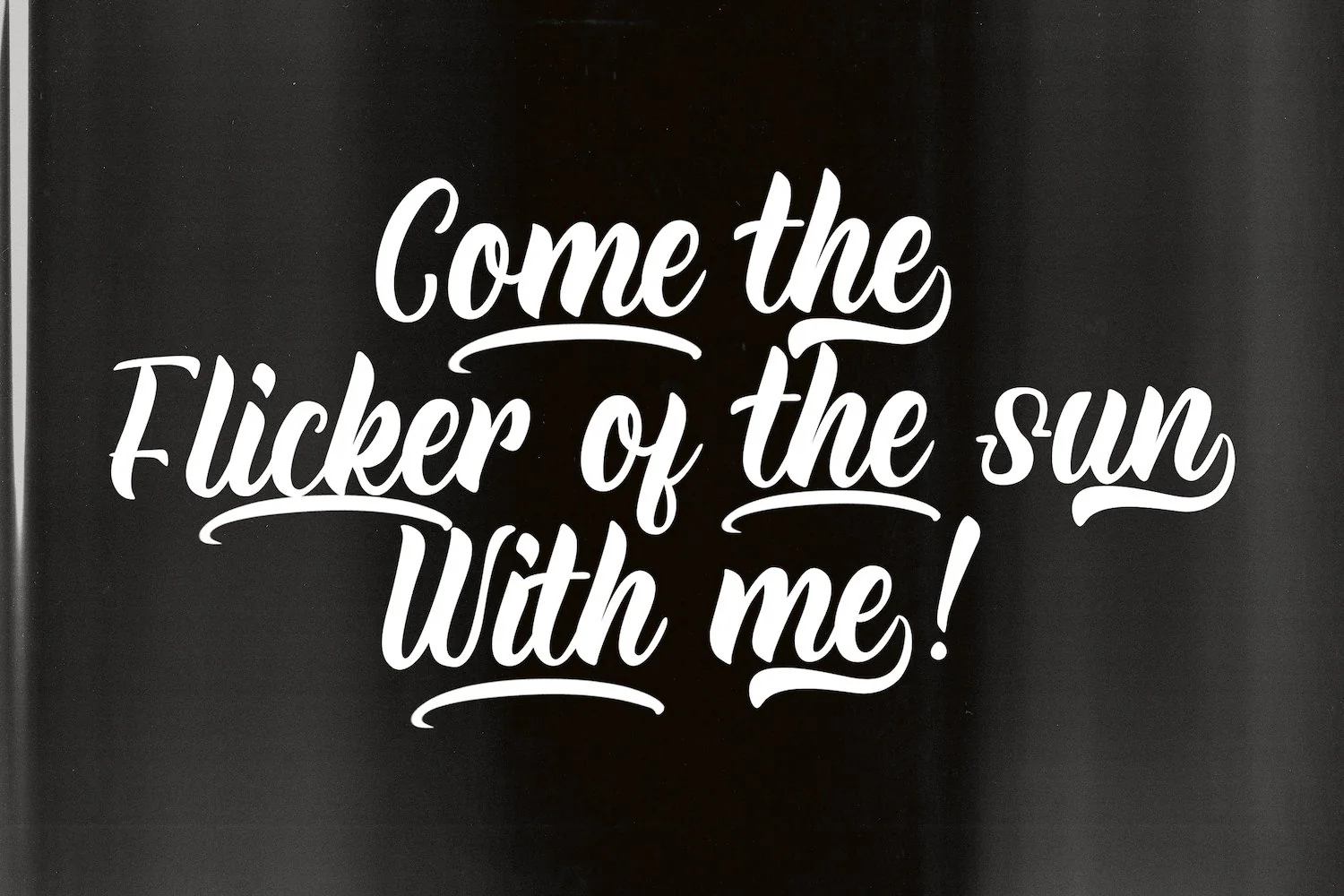 Rineghan - Bold Script Font - Image 5