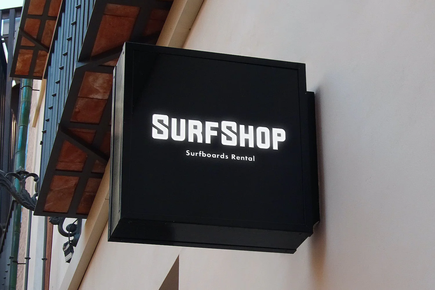 SUPER PUNCH - Futuristic Sans Font - Image 3