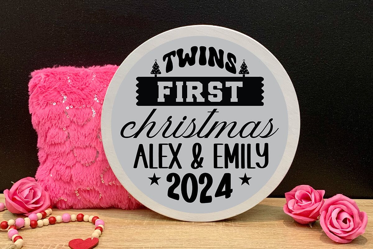 Twins first christmas alex & emily 2024